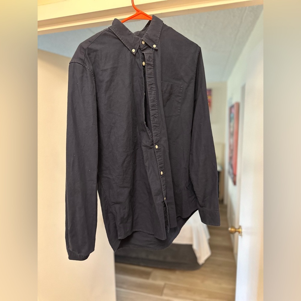 100% cotton gap shirt.